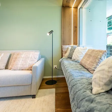 Haus Cervino - Luxury Апартаменти Церматт